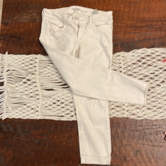 White capris - Picture 2 of 3